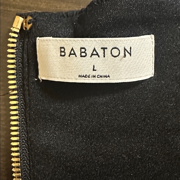 Babaton Black Camisole Cropped Women's Top Zip Back Large - Picture 6 of 6